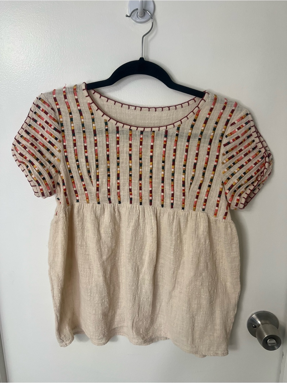 THML Embroidered Short-Sleeve Peasant Top Neutral Garden Summer Gauzy Cottage